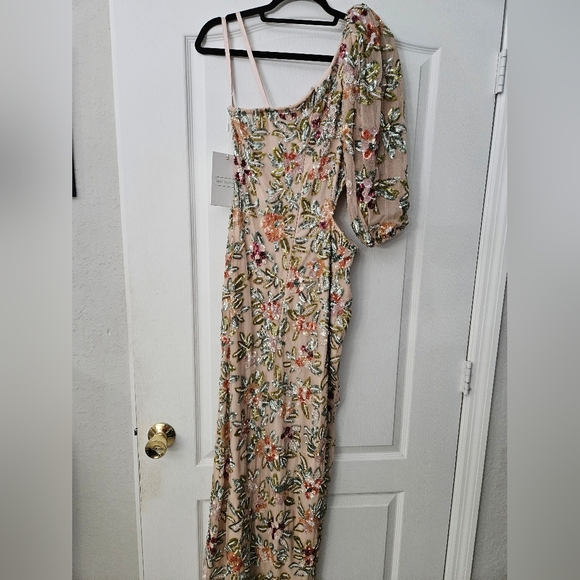 Mac Duggal One Shoulder Floral Embellished Gown SZ 8 NWT - Picture 9 of 15